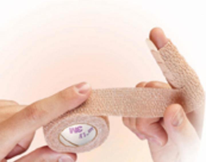 Actual product image Nexcare Athletic Wrap 5cmx2. beige (1 x)