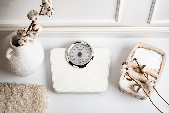 Produktbild Adler AD 8180 personal scale Rectangle White Mechanical personal scale (136 kg)