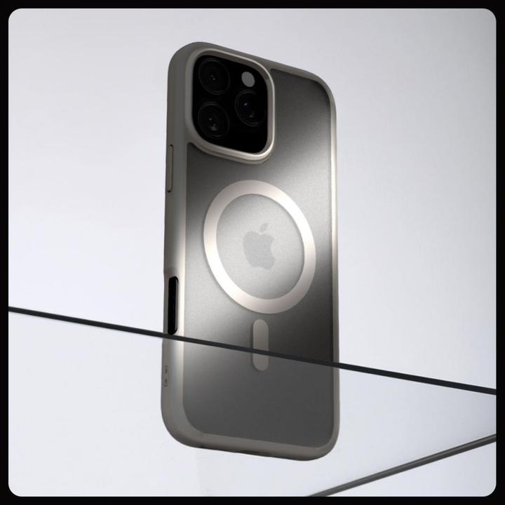 Produktbild Spigen Ultra Hybrid (Apple iPhone 16 Pro Max)