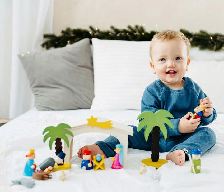 Actual product image small foot Wooden crib