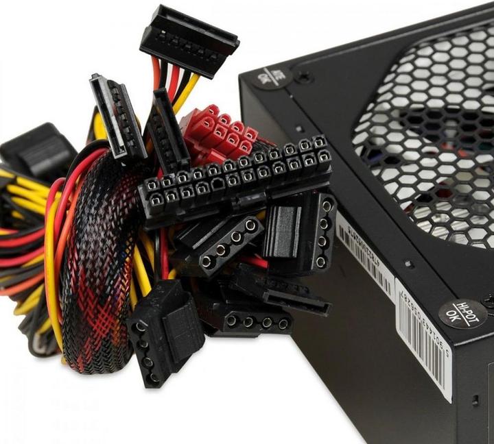 Actual product image iBox AURORA 700W 14cm fan PSU GAMING (700 W)
