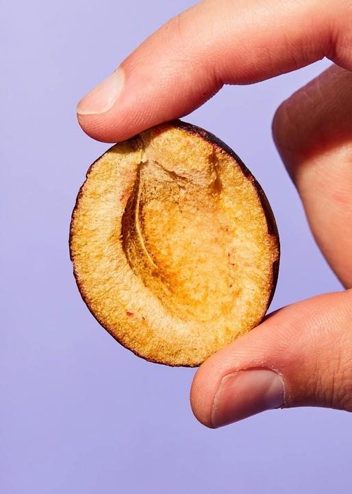 Actual product image KoRo Freeze-dried plums (350 g)
