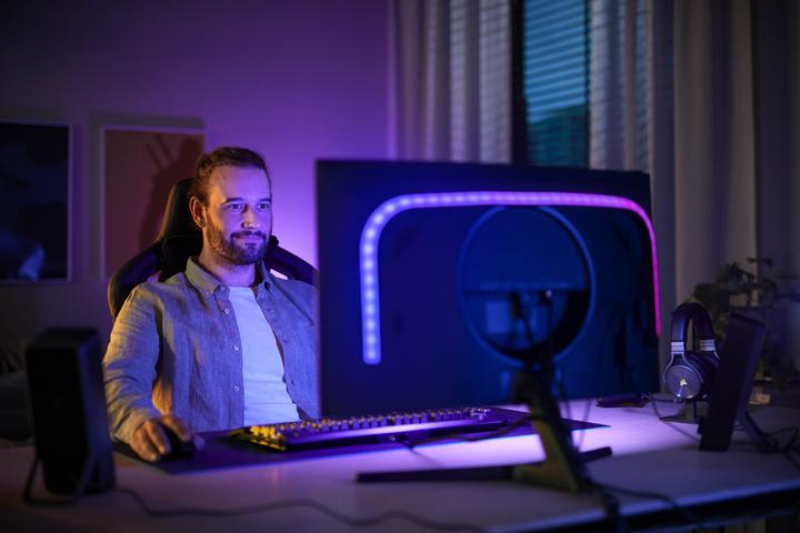Produktbild Philips Hue Play Gradient (Mehrfarbig, 187.50 cm, Indoor)