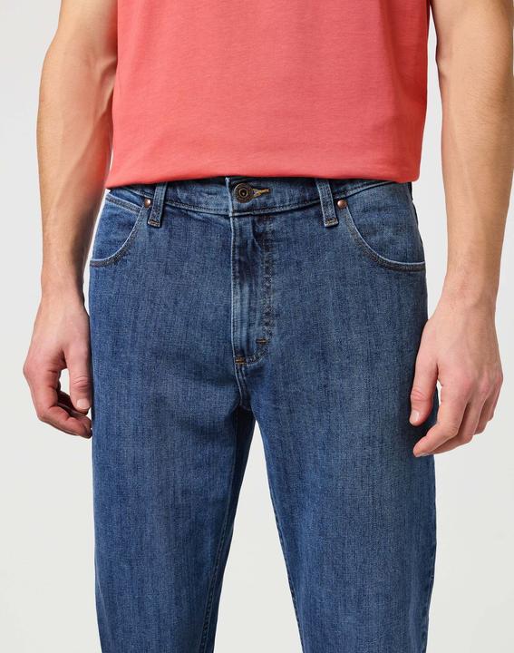 Actual product image Wrangler Jeans Regular Fit Authentic Straight (Frequency band 38 (2600 MHz))