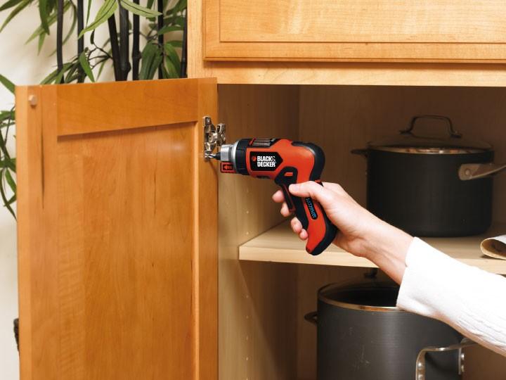 Actual product image Black & Decker 3.6 V 1.5 Ah LiIon CS3652LC (Rechargeable battery operated)
