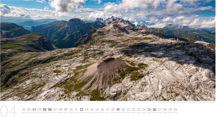 Produktbild Luftbildkalender Dolomiten 2026 (Harter Einband, Deutsch, Französisch, Englisch, Italienisch)