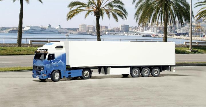 Actual product image Tamiya Volvo FH12 Globetrotter 420 (Kit)