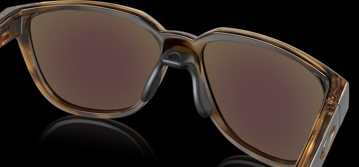 Actual product image Oakley Actuator