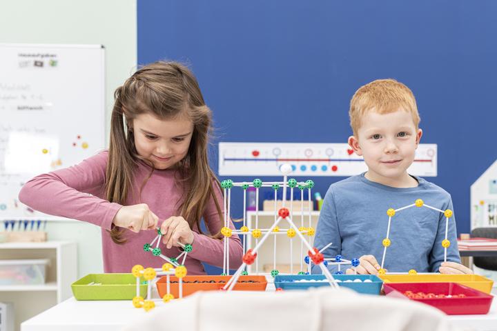 Produktbild Betzold Schul-Steckbaukasten