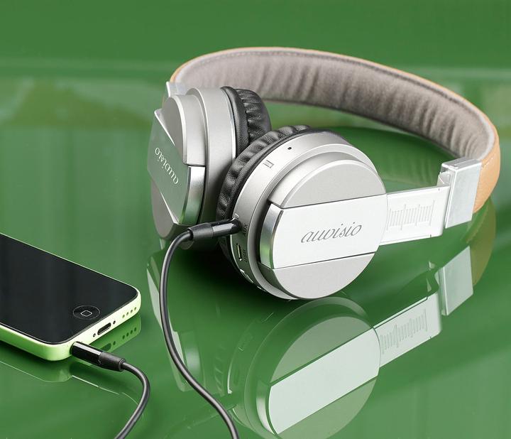 Produktbild Auvisio Faltbarer On-Ear-Kopfhörer mit Bluetooth und Freisprech-Funktion (5 h, Kabellos, Kabelgebunden)