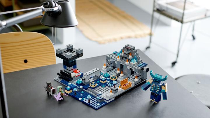 Actual product image LEGO Minecraft End-Of-Live Set Das Duell in der Finsternis - 21246 NEU! Teile 584x (21246)