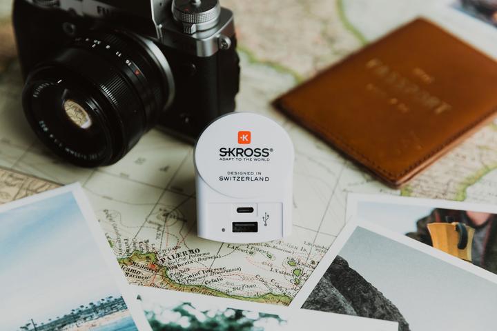 Actual product image Skross Travel power supply 1.302423 700 mA, 5 V
