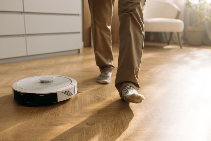 Image du produit Aeno Aspirateur robot laser blanc avec batterie 5200mAh, poubelle de 300ml, réservoir d'eau de 300ml. (Robot d'aspiration et de nettoyage)