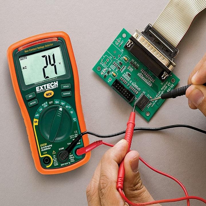 Image du produit Extech Multimètre portable numérique EX330 (CAT III 600V)