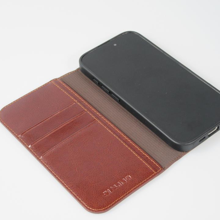Actual product image QiAlino Fourre Flip cuir véritable (Apple iPhone 16 Plus)