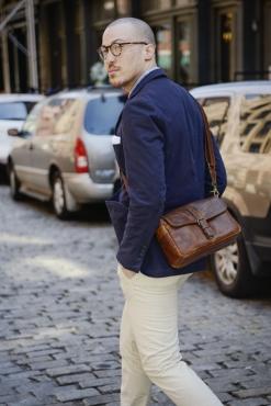 Image du produit ONA Cognac Bowery (Sac à bandoulière pour appareil photo)