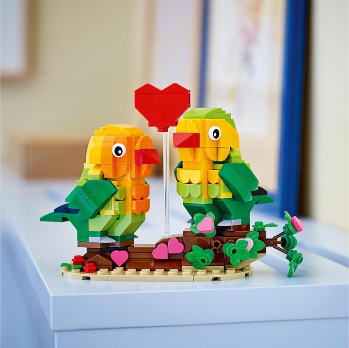 Image du produit LEGO Tourterelles de la Saint-Valentin (40522, LEGO Classic)