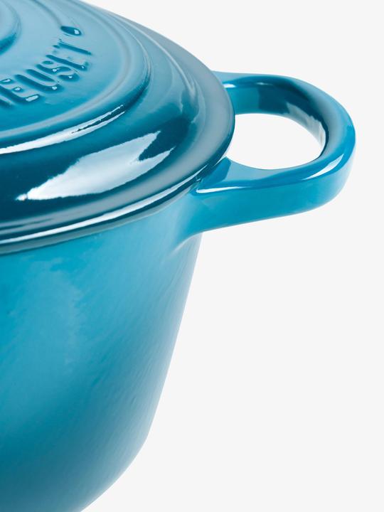 Actual product image Le Creuset Signature (20 cm, Casserole + Stewpot, Cast iron, Enamel)