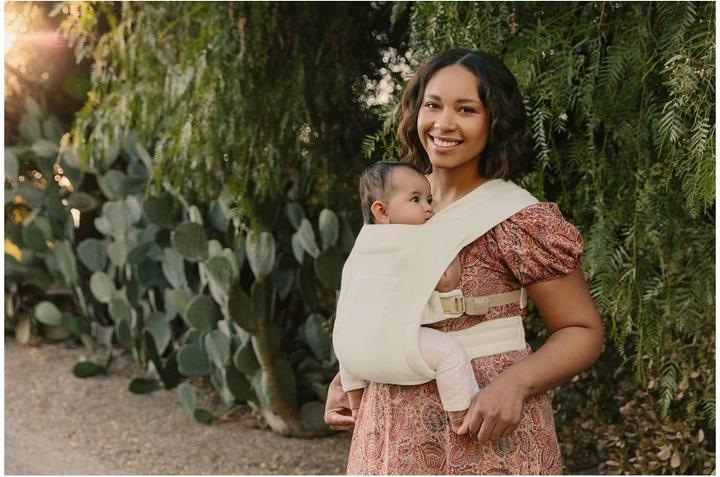 Actual product image Ergobaby Embrace newborn carrier