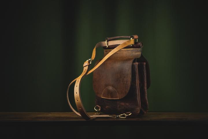 Produktbild Only-Bags.Store Lederhandtasche, Umhängetasche, Top Handle Bag, Lederrucksack, Weihnachtsgeschenk