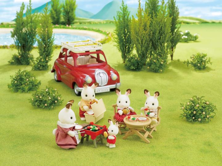 Actual product image Sylvanian Families Roof Rack with Picnic Set