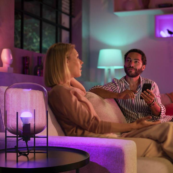 Produktbild Philips Hue White & Color Ambiance Luster (E14, 18360000 W, 470 lm, 1 x, F)