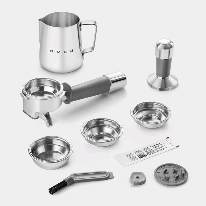 Actual product image Smeg EGF03RDEU 50's Style