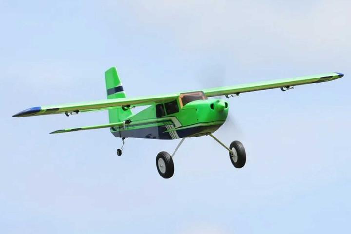 Actual product image OMPHobby Bighorn Pro 49" with flaps green ARF 1250 mm (Aerobatics)