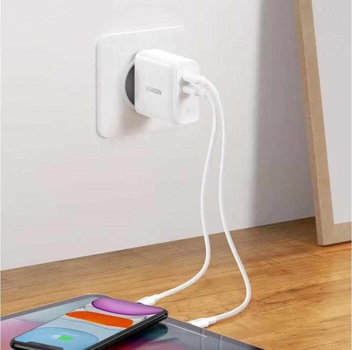 Actual product image Ugreen USB-C 36W PD charger 2 port (36 W)