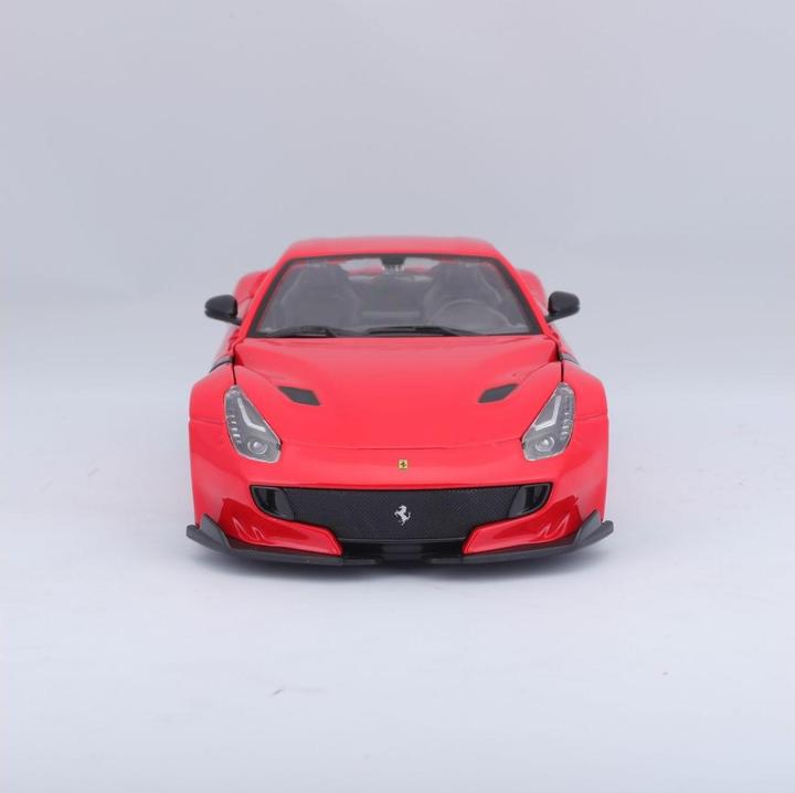 Actual product image Bburago Ferrari F12tdf