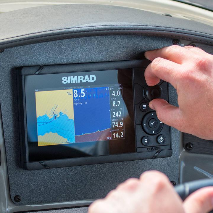Immagine prodotto Simrad Plotter cartografico "Cruise" con trasduttore 83/200