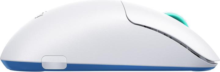 Actual product image CHERRY xtrfy M8 (Wireless, Cable)