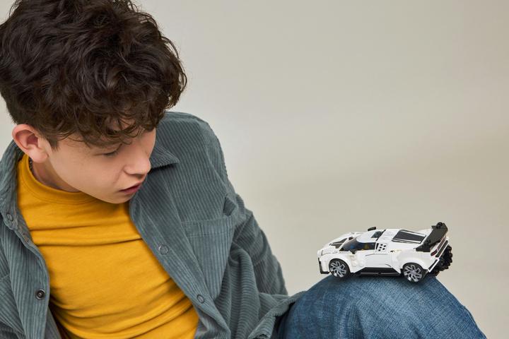 Productafbeelding LEGO Bugatti Centodieci Hypersportwagen (77240, LEGO Snelheidskampioenen)