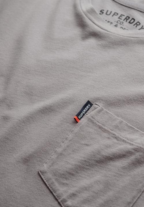 Actual product image Superdry Classic Essential Pocket Tee (M)