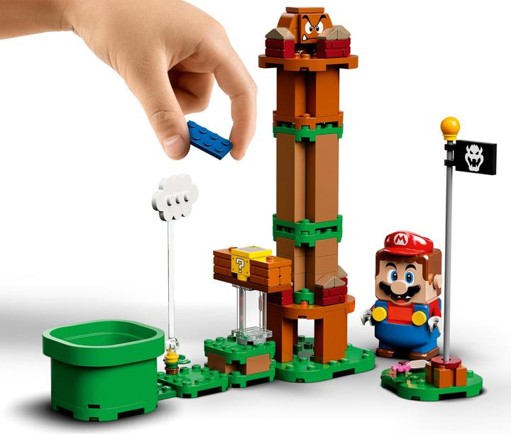 Actual product image LEGO Adventures with Mario Starter Course (71360, LEGO Super Mario, LEGO Rare Sets)