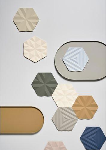 Produktbild Zone Denmark Topfuntersetzer Ori Facet Birch (1 x, Pfannenuntersetzer)