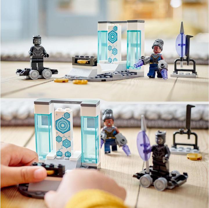 Actual product image LEGO Shuri's laboratory (76212, LEGO Marvel)