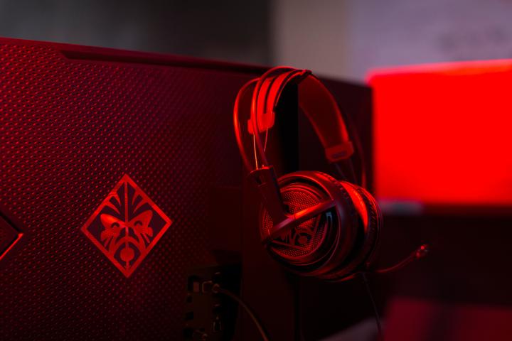 Produktbild HP Omen X 35 (3440 x 1440 Pixel, 35.03")