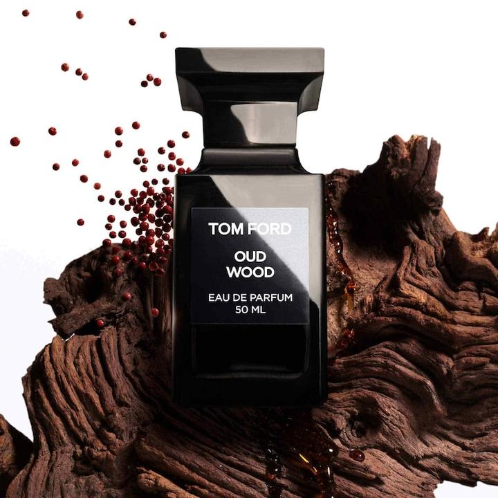 Actual product image Tom Ford Oud Wood Eau De Parfum For Men 50ml (Eau de parfum, 50 ml)