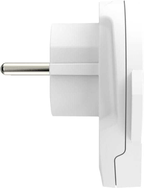 Actual product image Skross Country Travel Adapter and USB Charger World to Europe USB