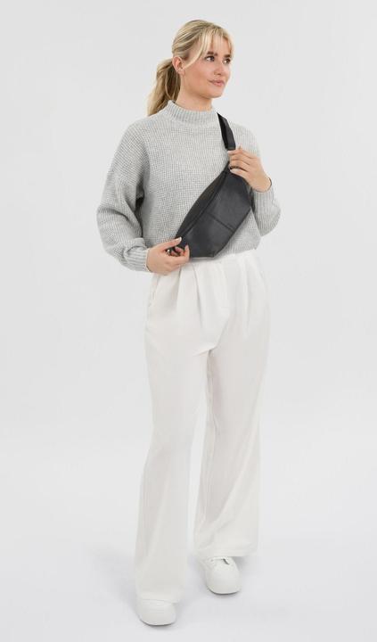 Actual product image Burkely Radiant Raeven belt bag leather 19 cm