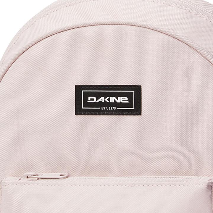 Actual product image Dakine Essentials Pack Mini 7l (7 l)