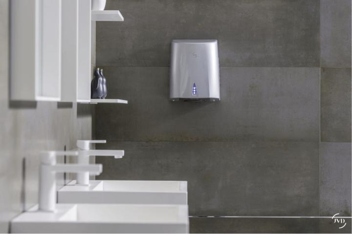 Actual product image JVD Automatic hand dryer COPT'AIR IP24 500 Watt