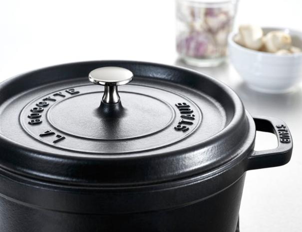 Actual product image Staub Cocotte (28 cm, Casserole + Stewpot, Cast iron)