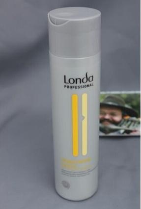 Londa Professional Visible Repair Shampoo Rebuilding And Nourishing Shampoo For Damaged Hair 250Ml (250 ml, Flüssiges Shampoo)