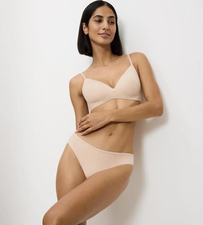 Produktbild Triumph Body Make-Up Essentials P 01 (Einzelpack, 85 A)