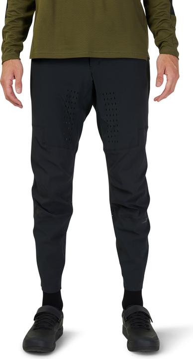 Actual product image Fox PANT 23 DEFEND BLK 30 (S, M)