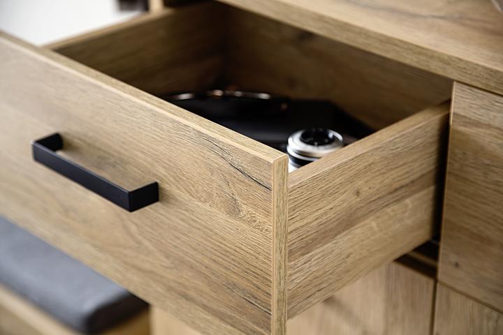 Actual product image Robas Lund Toledo (81 x 104 x 38 cm)