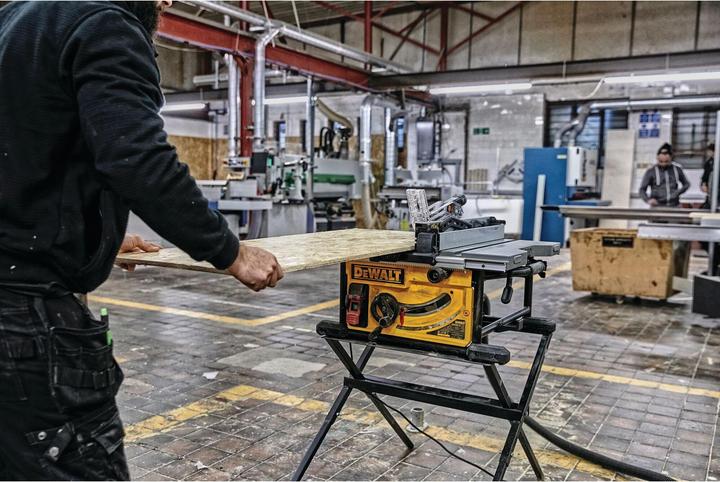 Produktbild DeWalt DWE7492QS