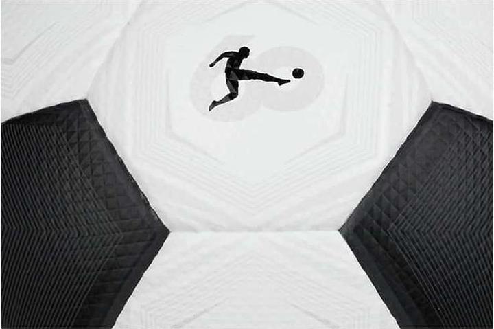 Produktbild Derbystar Fussball Bundesliga Brillant APS Classic v23 weiss/schwarz/grau Gr. 5 (5)